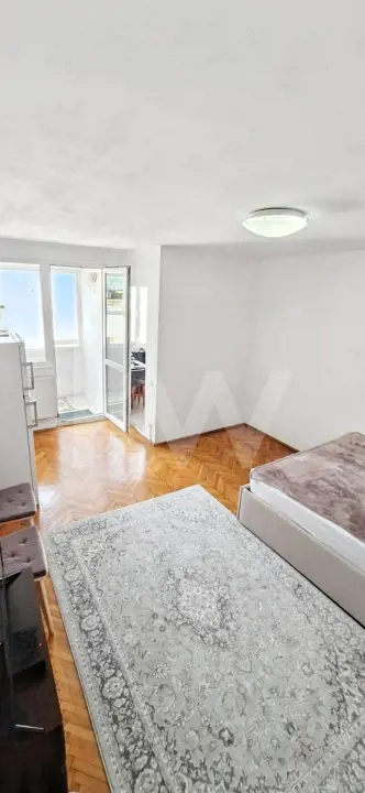 Garsoniera Vatra Luminoasa