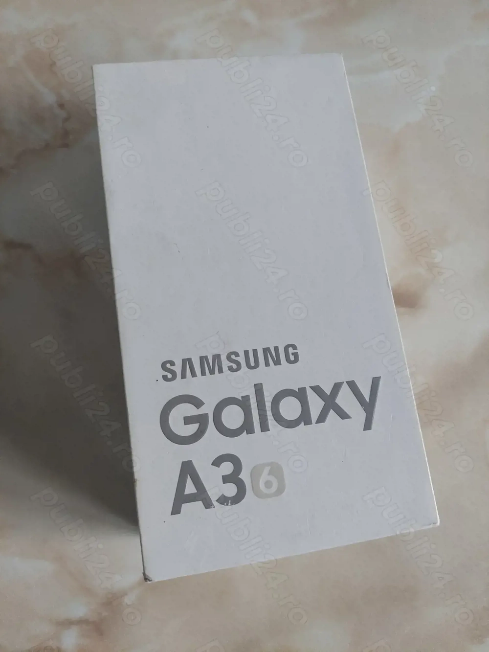 Vând Samsung Galaxy A3 fără probleme, la cutie [NEcodat] [poze reale]