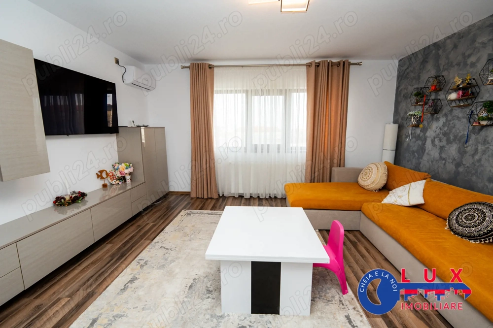 ID 3623 DE VÂNZARE Apartament 3 camere   CARTIER C5