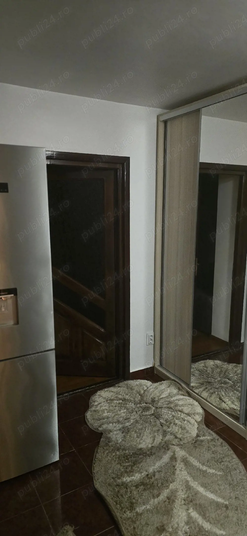 vand apartament 2 camere Burdujeni