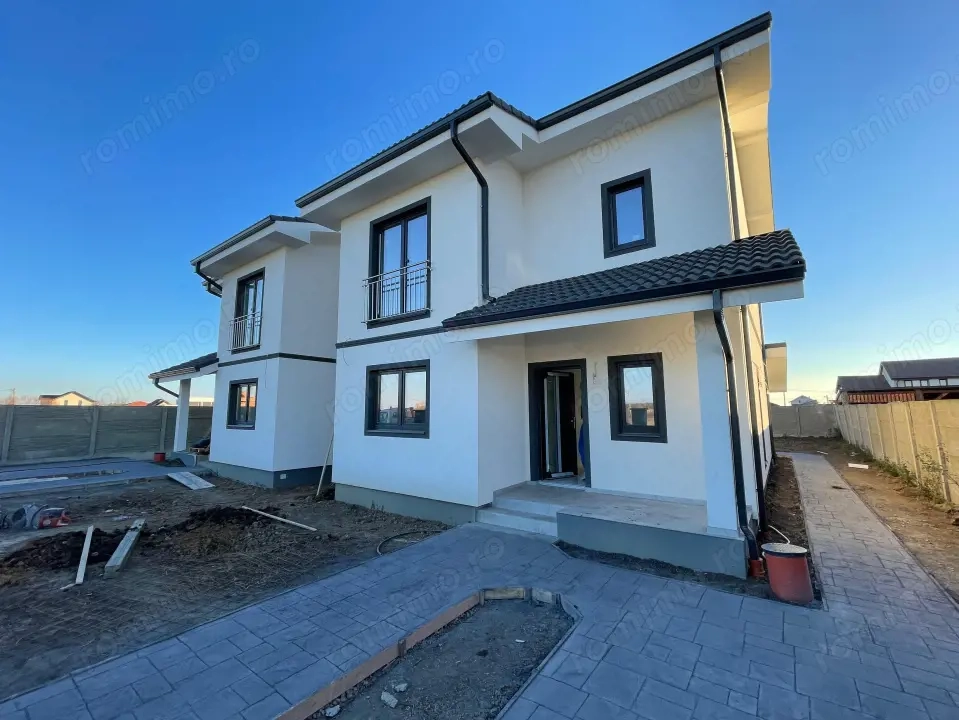 Duplex despartit prin camera tehnica  finisaje premium Mosnita