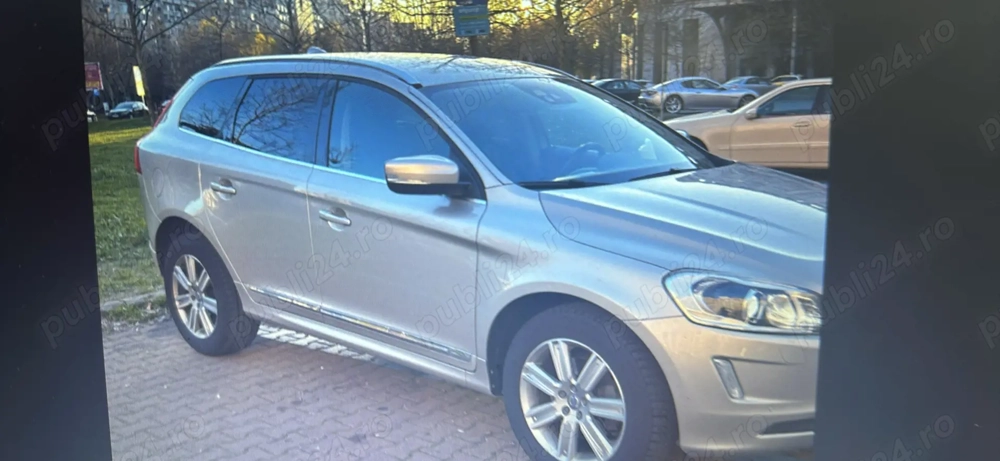 Vând Volvo XC 60