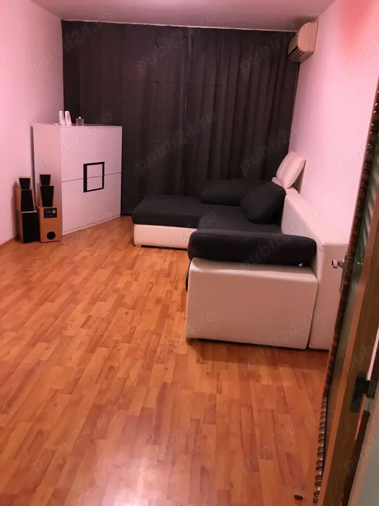 Închiriez apartament 3 camere Bd. Uverturii
