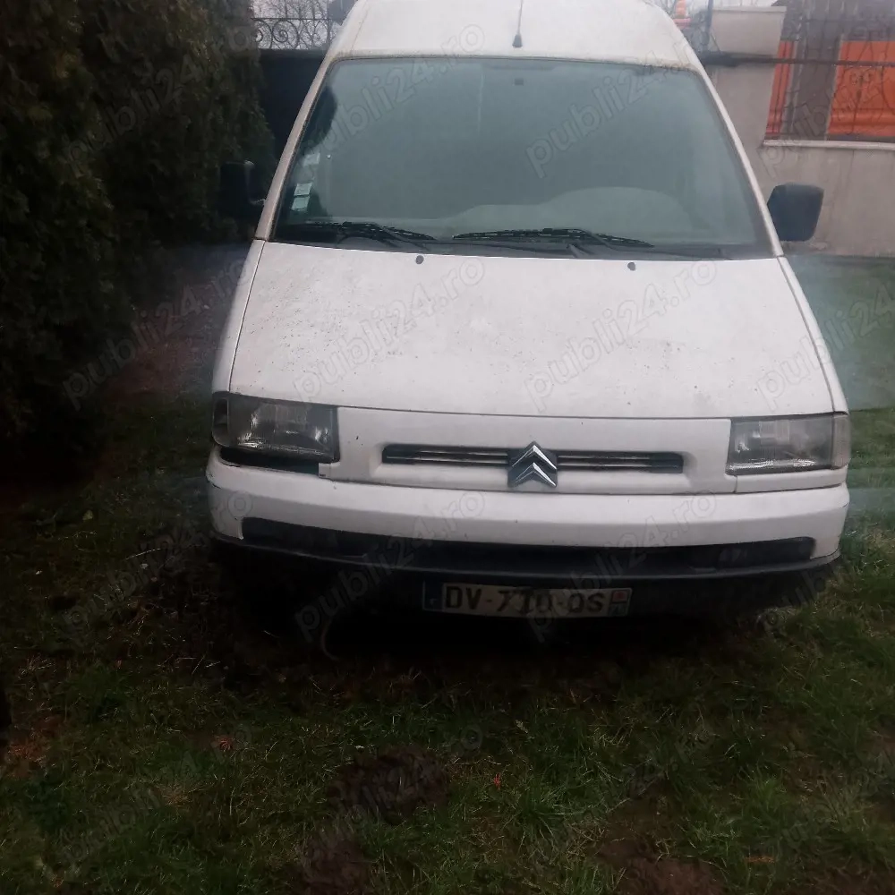 dezmembrez citroen jumpy