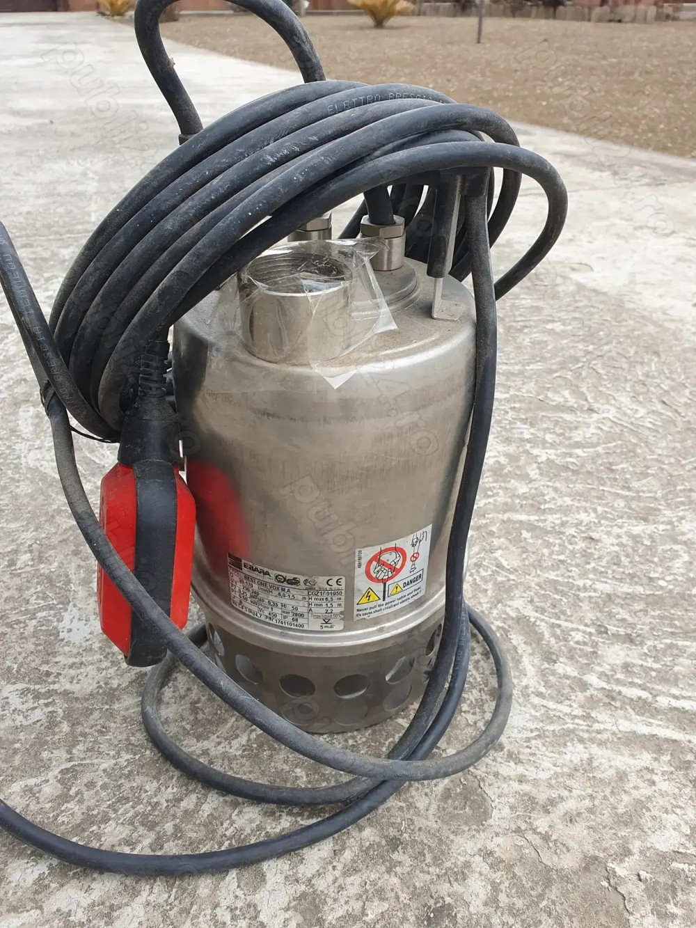 Pompa submersibila EBARA