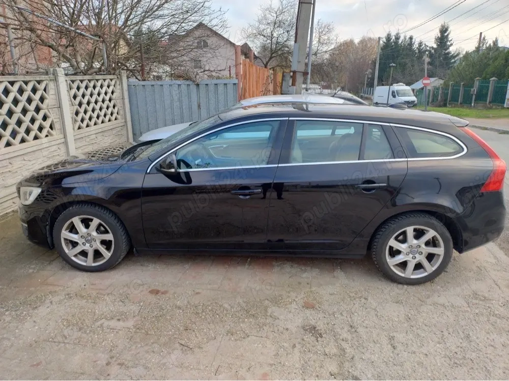Volvo V60 