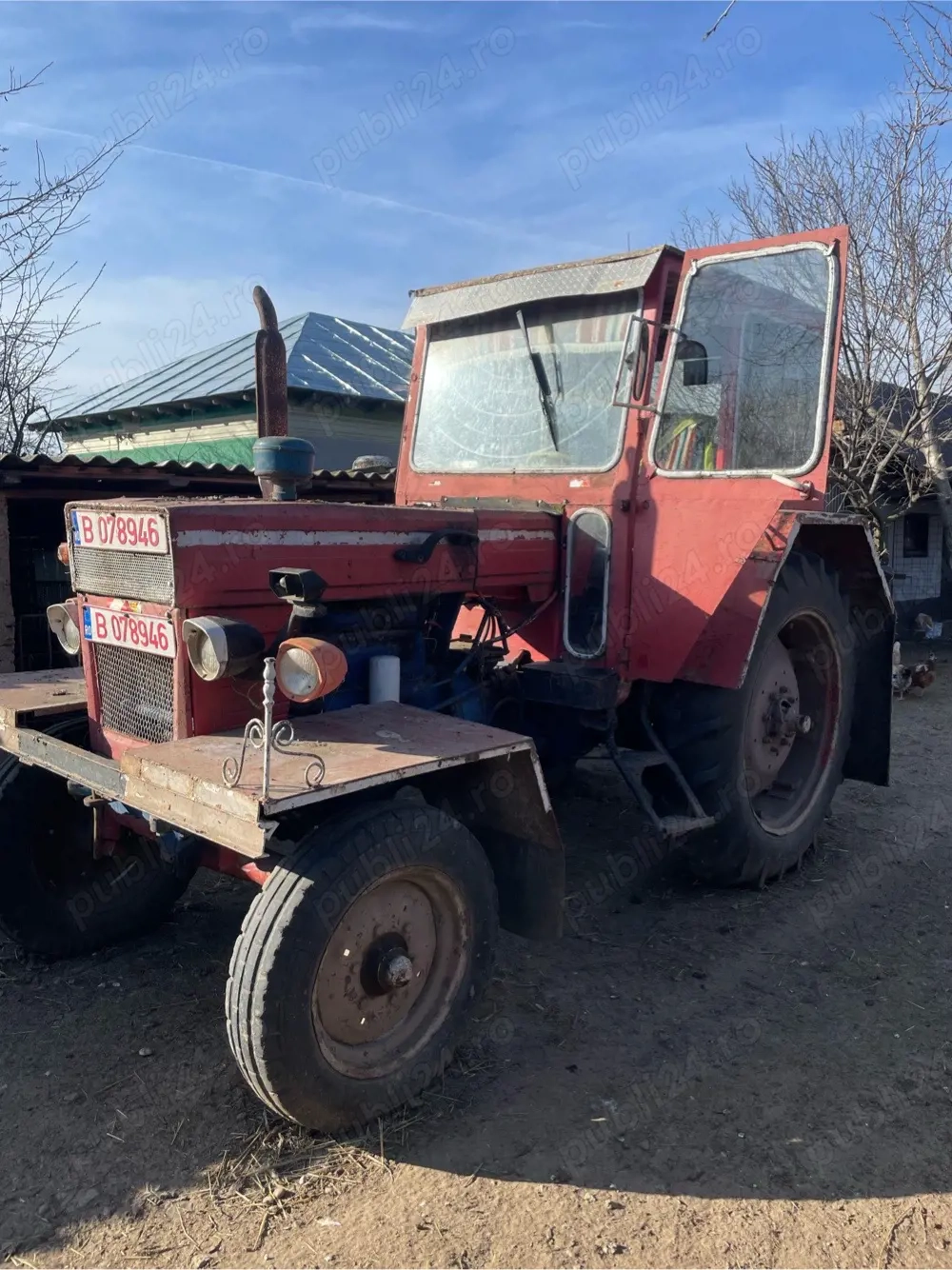 Vand tractor UTB650
