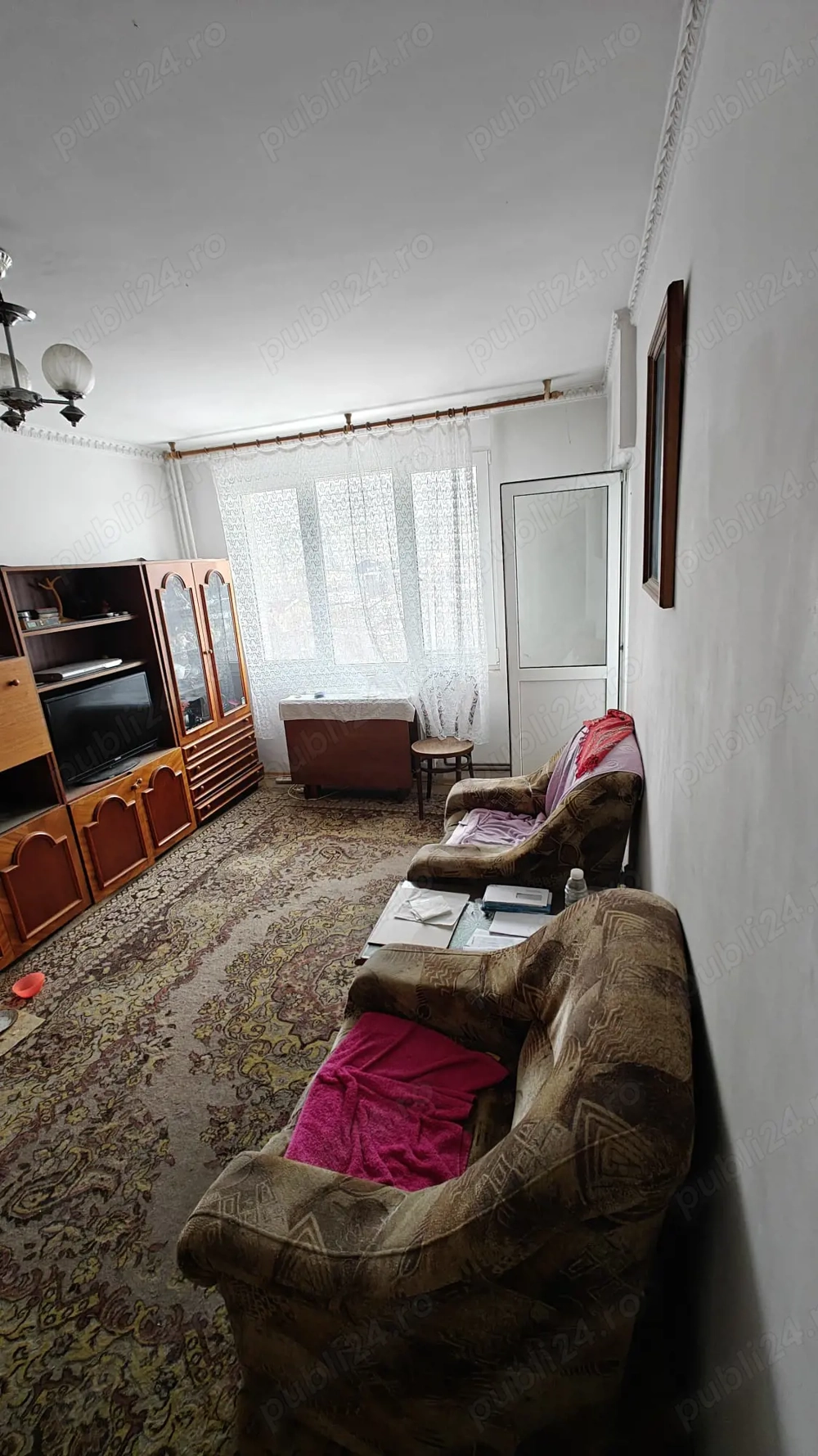 Vand apartament in zona linistita