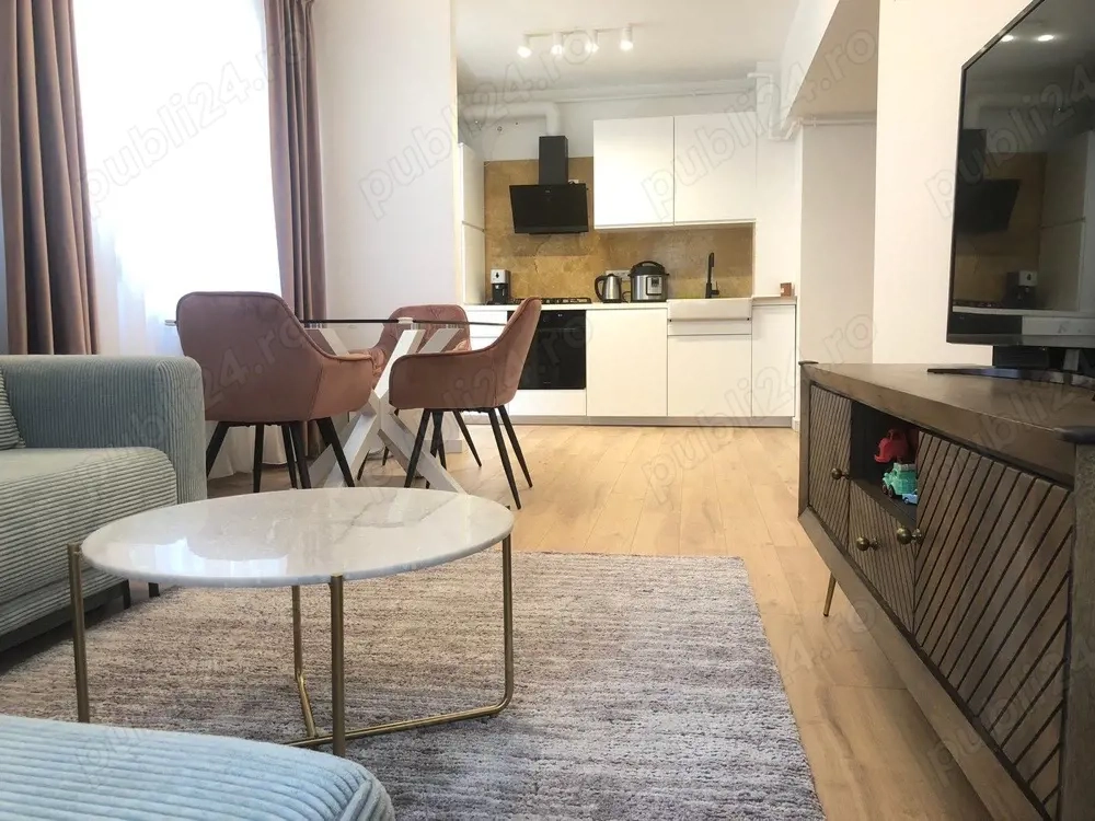 Vand apartament 3 camere Moghioros Residence