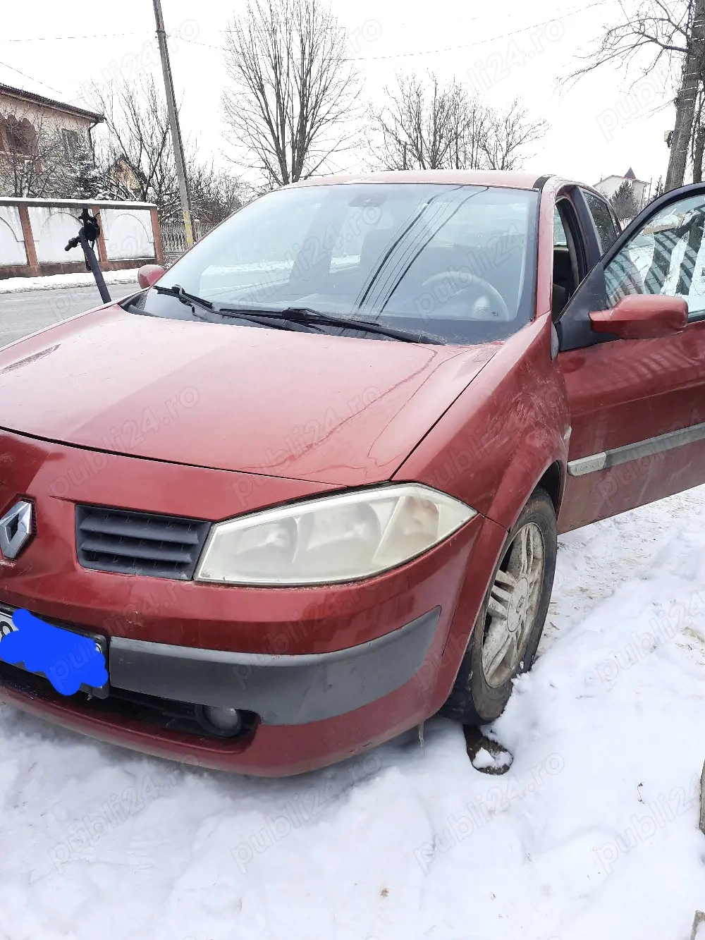Vand sau dezmembrez Renault Megane 2004 1.6