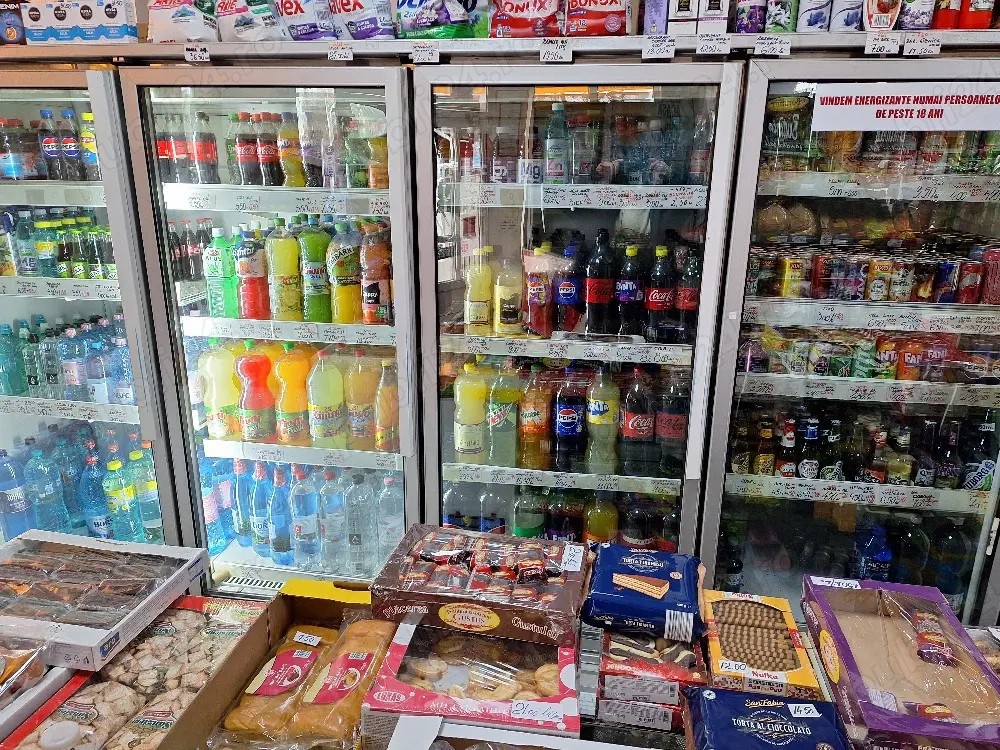 De vânzare vitrina  frigorifica 