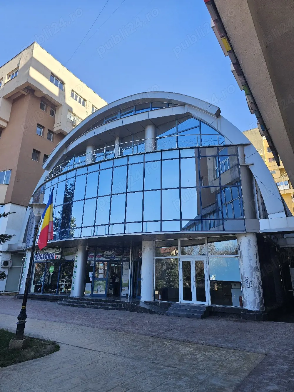 Spațiu comercial  cu parcare - Pietonal " la groapă "