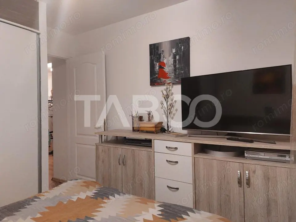Apartament 55 mpu mobilat utilat 3 camere 2 balcoane pivnita Cisnadie