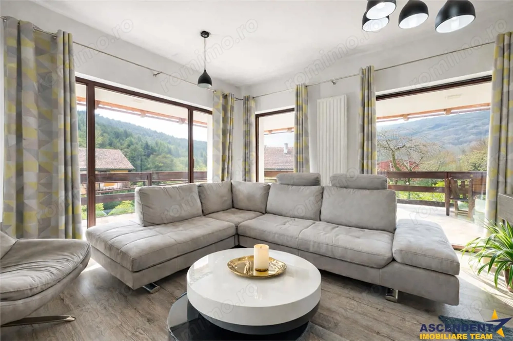 FILM  3D! Resedinta de exceptie:eleganta spatiu,confort,Evergreen,Sfantu Gheorghe