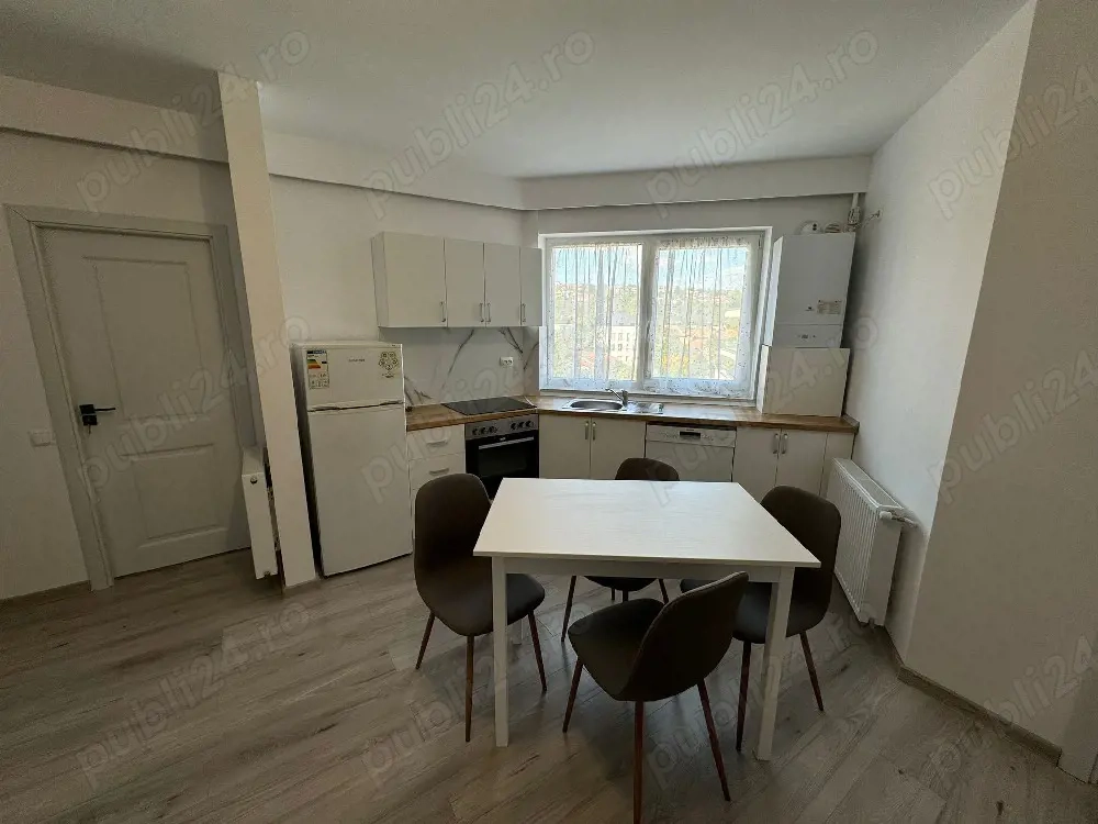 Inchiriez apartament in bloc nou, luminos cu 3 camere (2 dormitoare+living) decomandate str oasului 