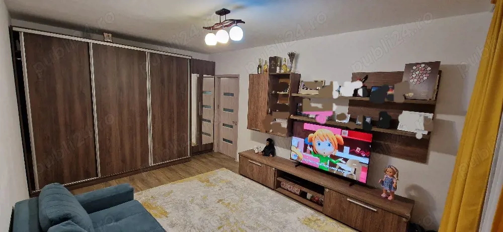 apartament 3 camere sector 4