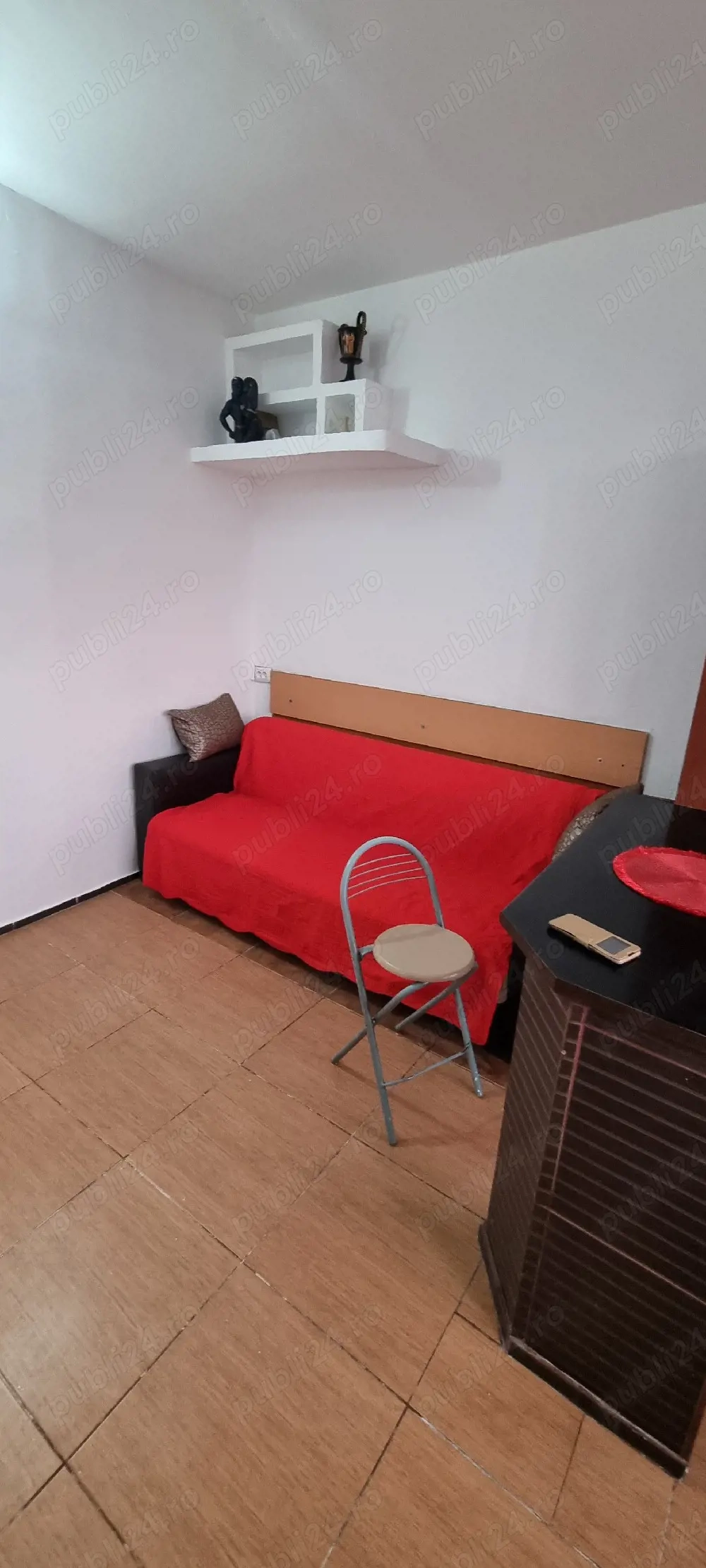 Garsoniera  semidecomandata zona Far Bila  