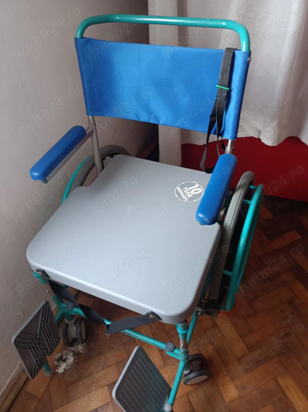 Scaun cu rotile pentru transport vârstnici   scaun de duș