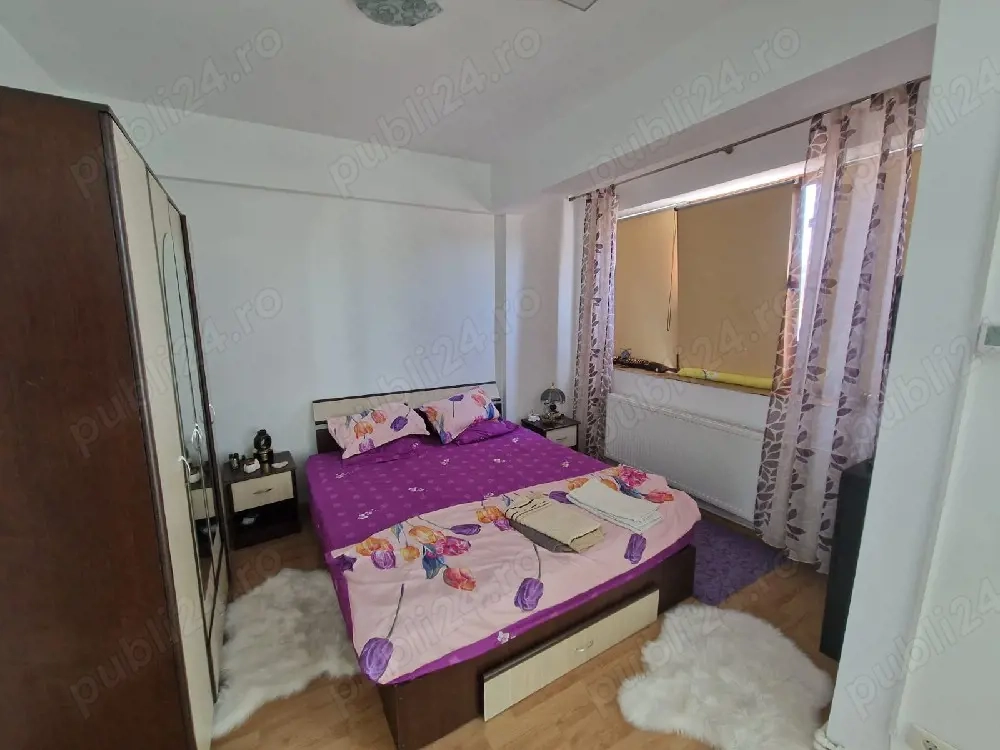 Inchiriez apartament