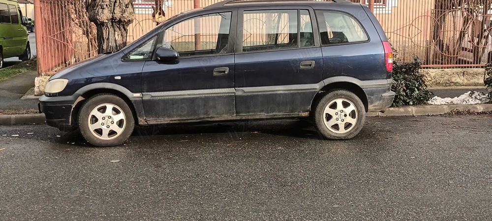 Vand Opel Zafira.