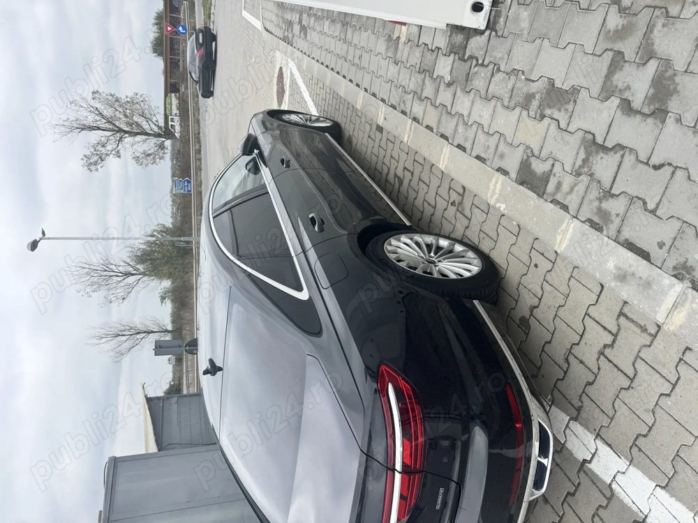 Vând Audi A8 an 2021, km 37000