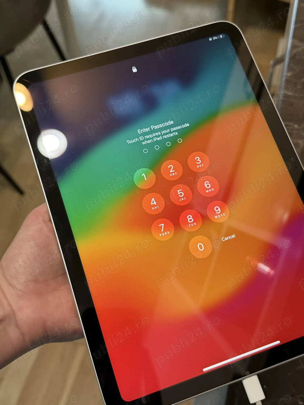 iPad 10th Generation 256 GB Silver