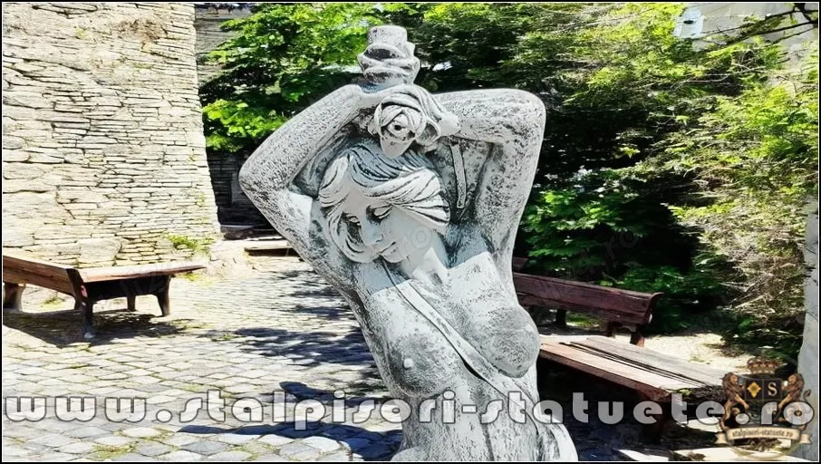 Statuetă decor, gri patinat, model S26.