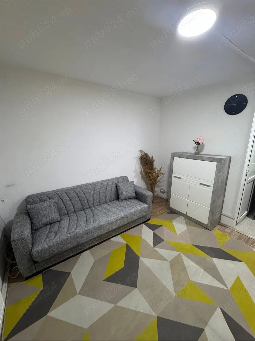 Proprietar închiriez garsonieră et.2 în zona UMT! 