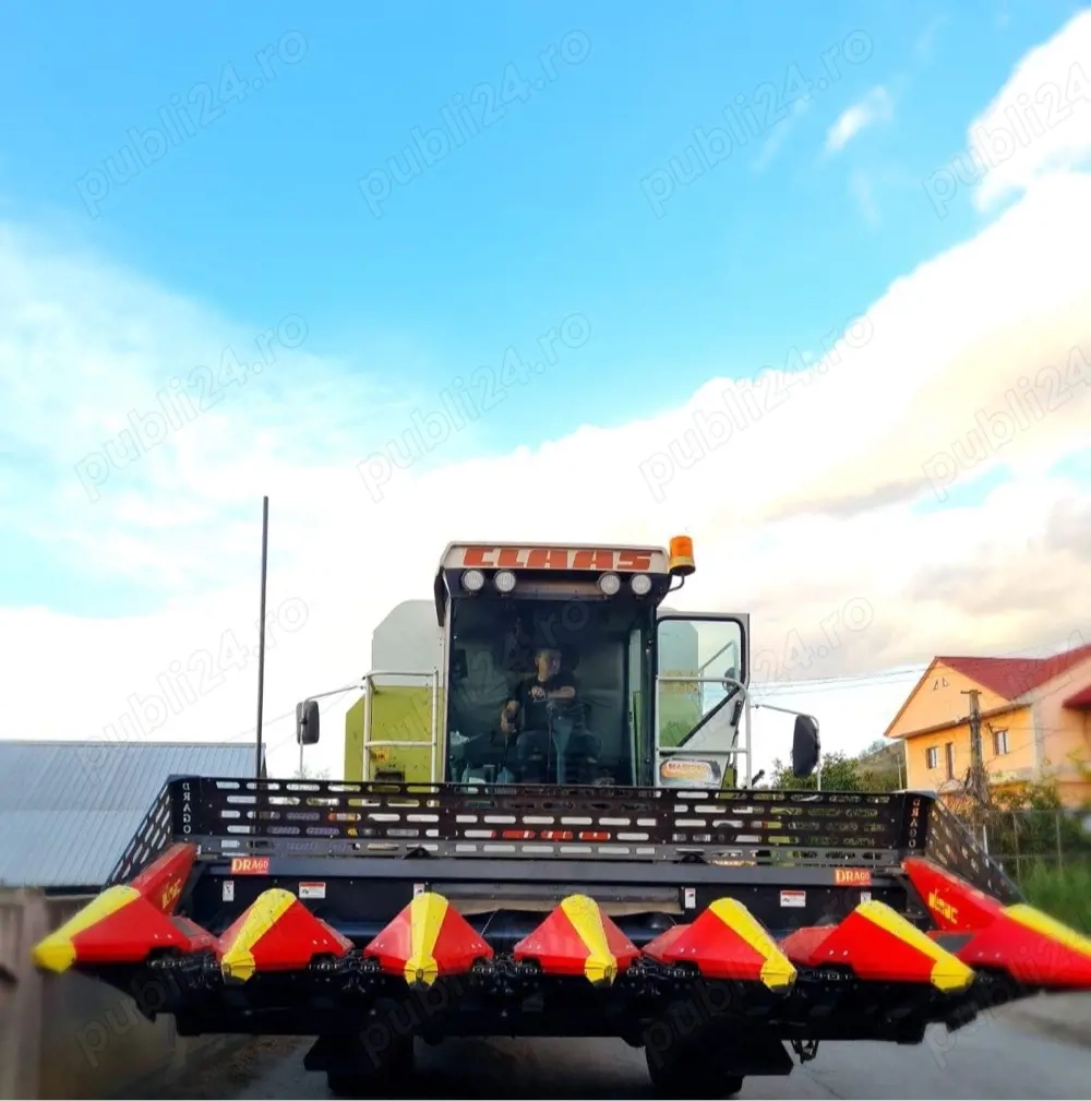 Vând heder porumb 6 rânduri + chit floarea-soarelui   An 2022