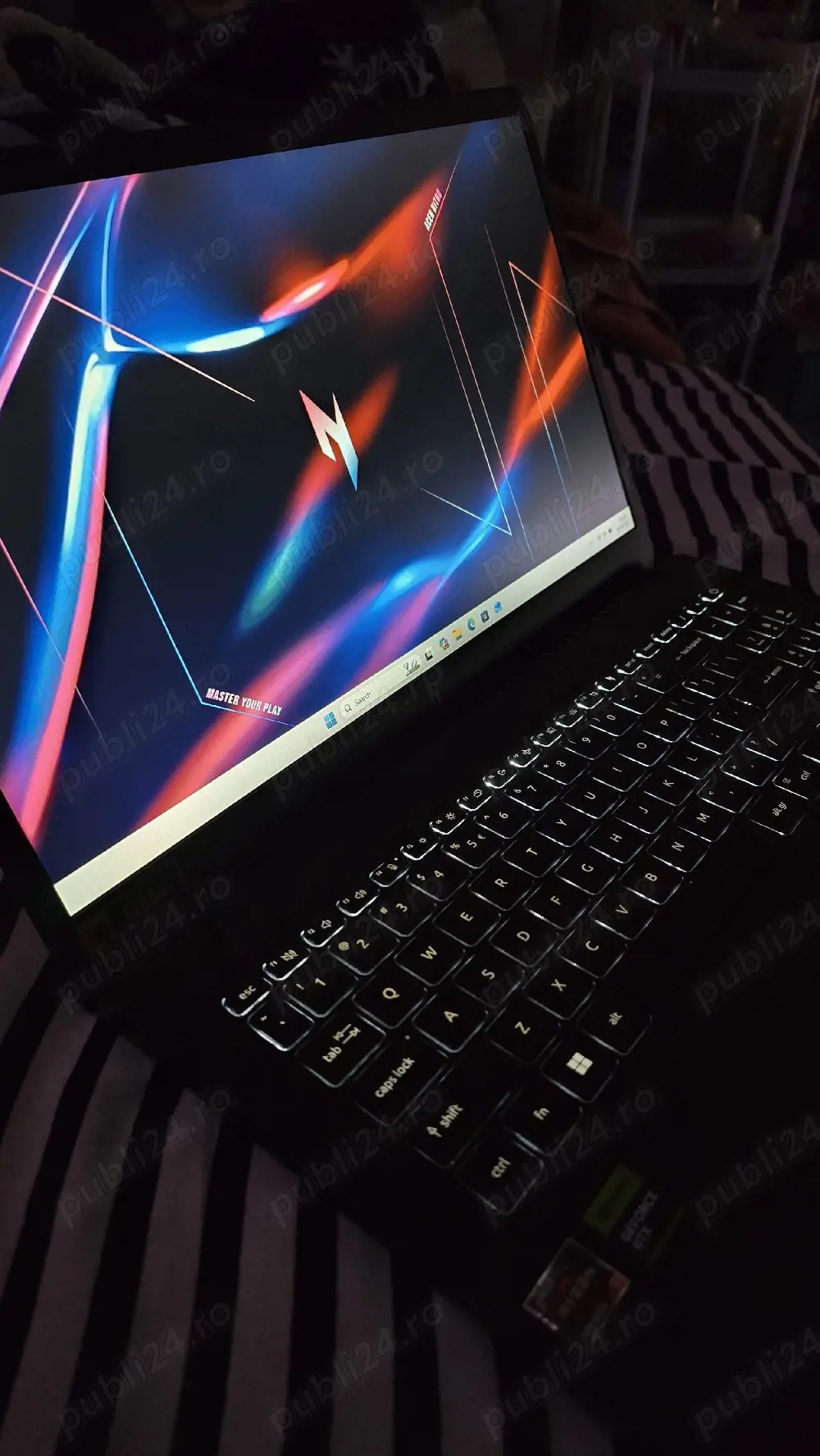 Laptop Gaming Acer Nitro V 15 - Ryzen 5 7535HS - RTX 3050 6GB - Stare 10 10