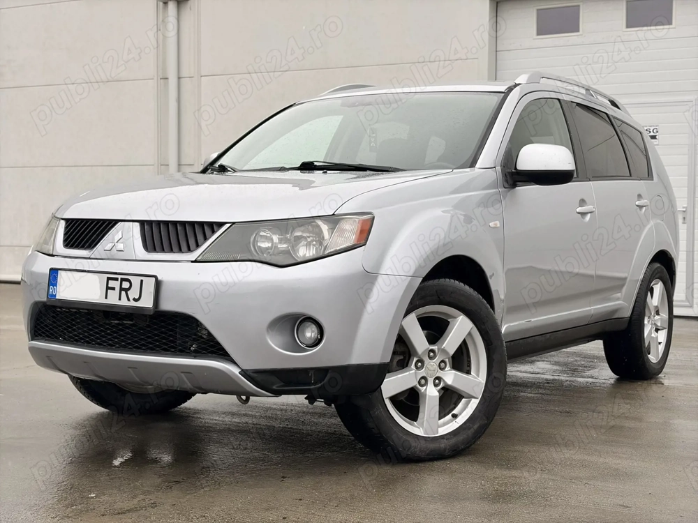 Mitsubishi Outlender 2.2d - 7 locuri - 4x4 4x2 Deblocabil - prima înmatriculare 2010