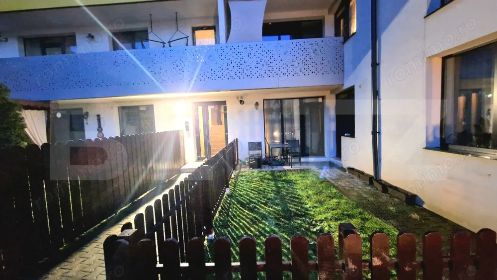 Apartament cu 2 dormitoare, gradina, bucatarie cu dining parcare, zona Vivo!