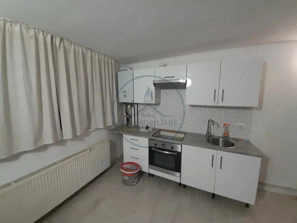 GARSONIERA PARTER INALT,zona Panait Cerna