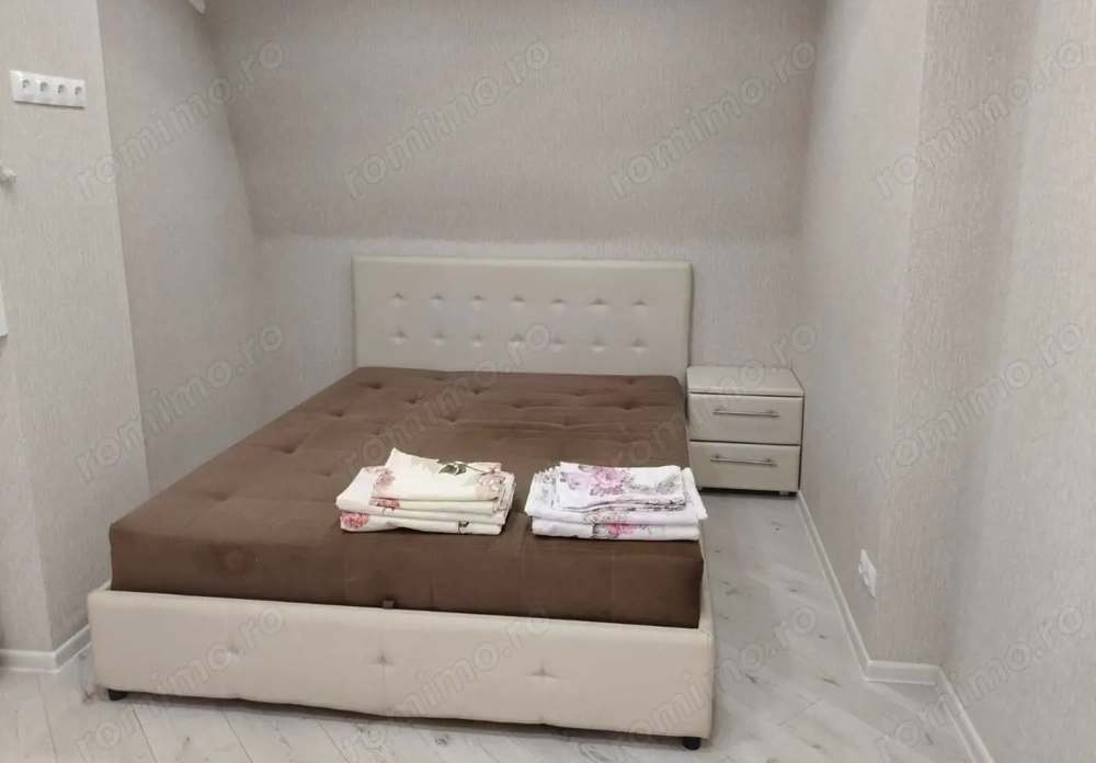 Apartament cu o camera de vanzare in zona Circumvalatiunii