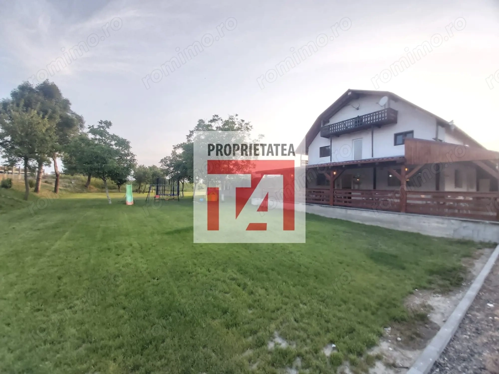 PENSIUNE DE VANZARE – VRAJA CRASNEI ÎN ZONA CAREI