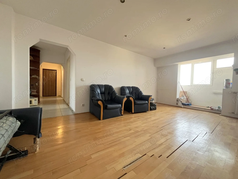 Apartament 4 camere, decomandat, 89 mp – Complex Studențesc