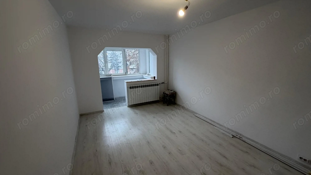 APARTAMENT 2CAMERE , TROCADERO, NEMOBILAT/ NEUTILAT