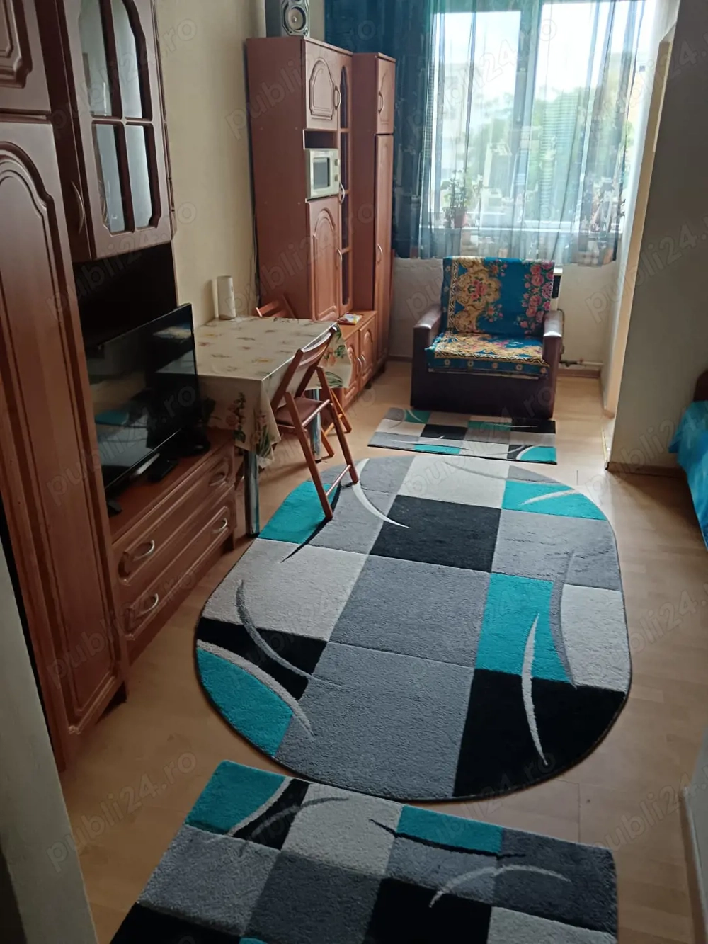 Vand garsoniera etaj 2 sau schimb cu garsoniera la parter sau etaj 1