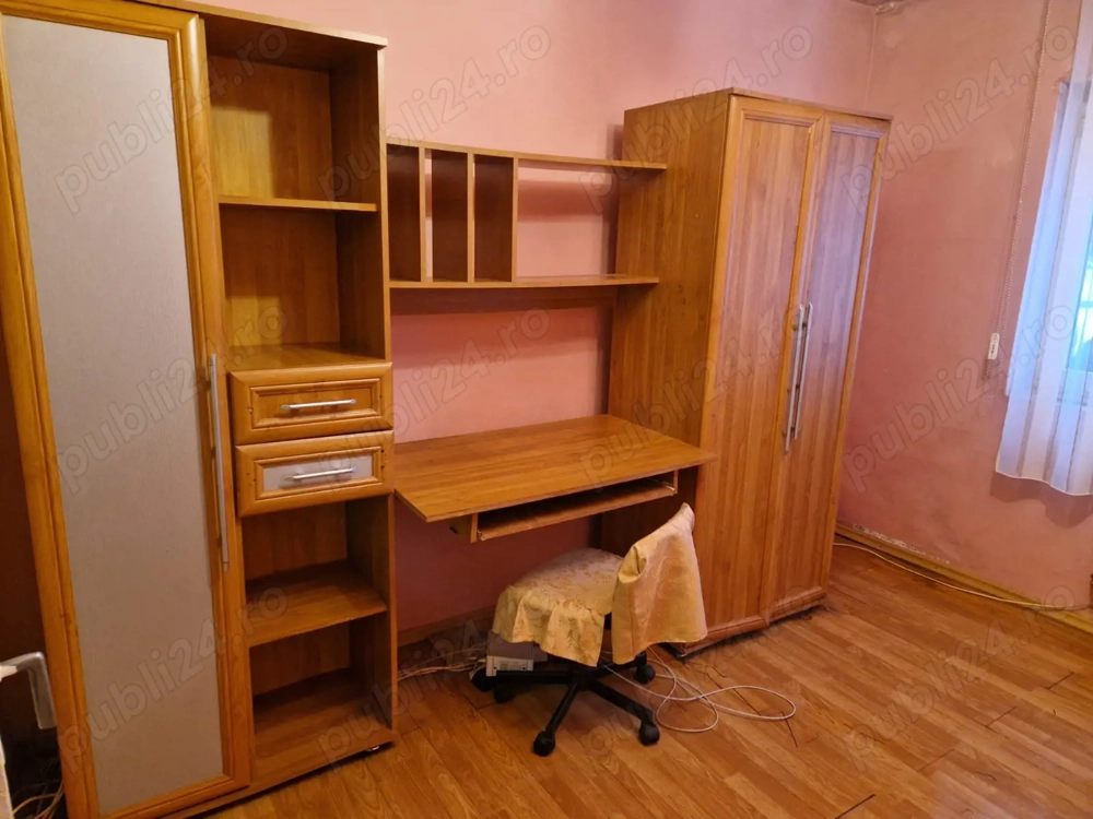 Apartament 3 camere Petrila