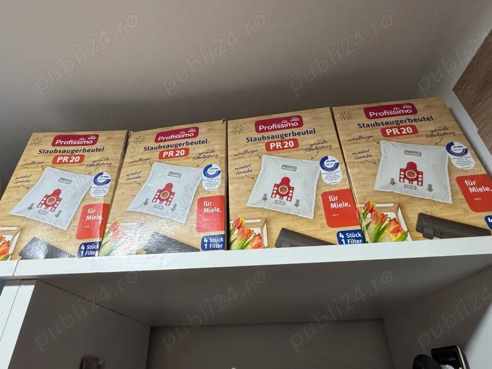 Saci aspirator PR20 și un filtru