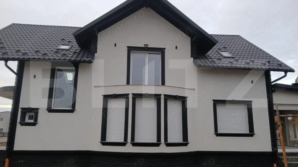 Casă Nouă 200 mp – Beclean, Zonă Rezidențială