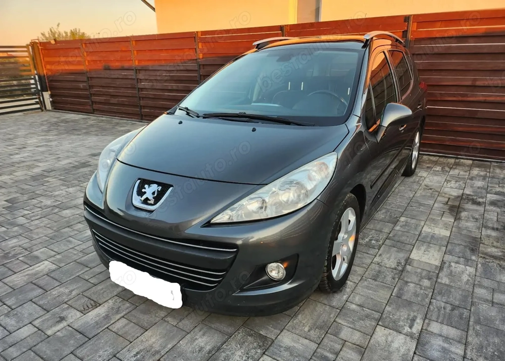 Peugeot 207 SW Automatik Premium Panoramic Euro 5 