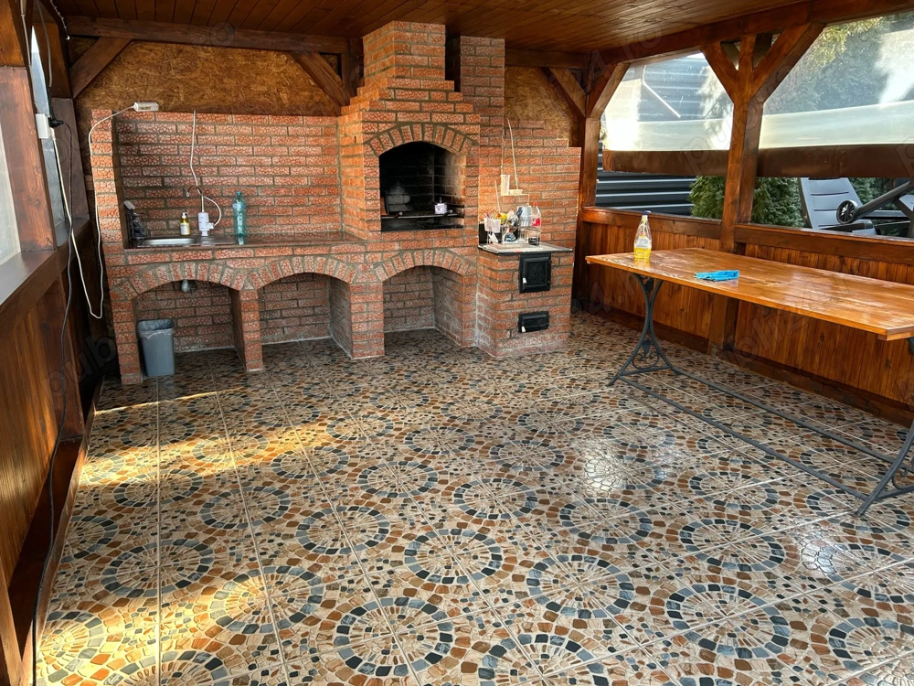 Grătare zidite  Foișoare  Gresie și faianță