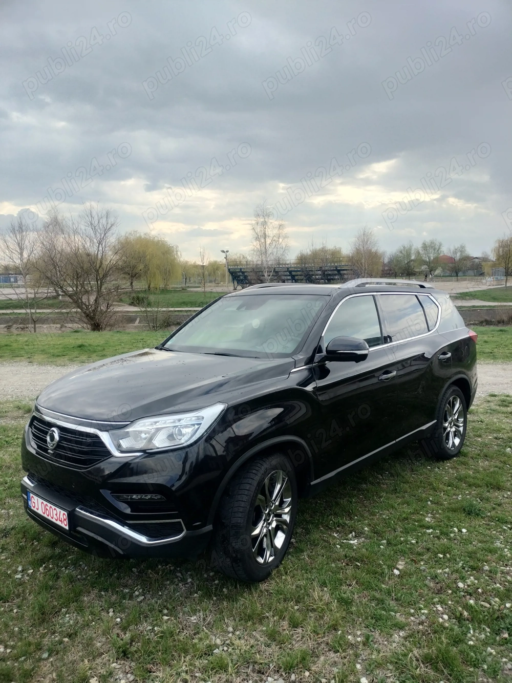 Vând Ssang Young Rexton 