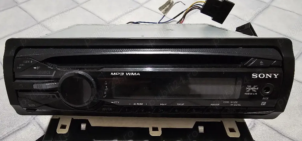 Sony CDX-GT26 MP3 player auto