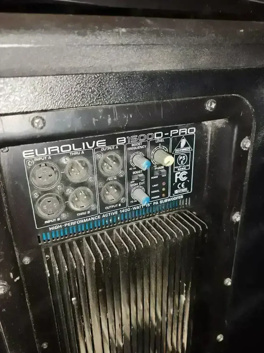 Subwoofer Activ Behringer B1500D PRO