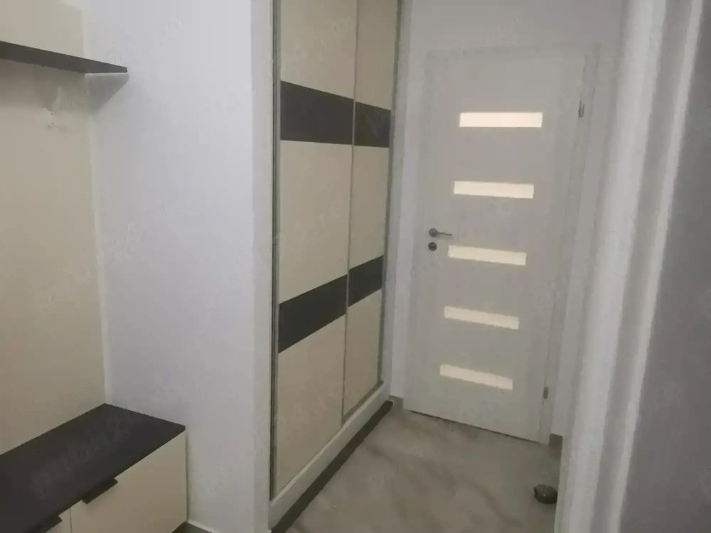 Particular închiriez apart. 2 camere