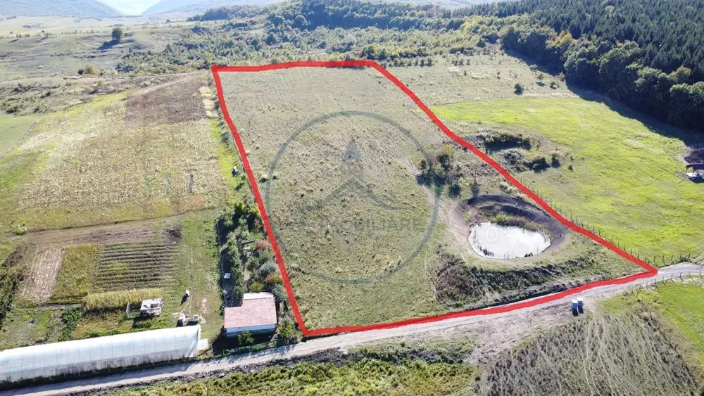  De vânzare teren extravilan – 1,8 ha sigmir