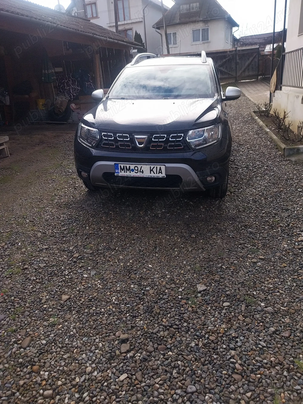 vând Dacia duster 1,5 dci