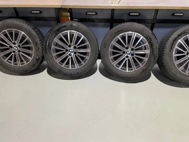 Jante cu cauciucuri de iarna BMW iarna 205/65/17